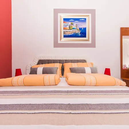 202 Stil Trogir